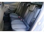 Peugeot e-2008 EV 54KWH ALLURE AVANTAGE AUTOMAAT / NAVI / CLIMA / CAMERA V+A / 17"LMV / KEYLESS / 8 JAAR GARANTIE / FULL-LED / PDC / ADAPT. CRUISECONTROL / 1E EIGENAAR / SCHITTERENDE STAAT !!