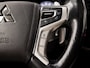 Mitsubishi Outlander 2.0 PHEV Deluxe 204Pk Automaat (SCHUIFDAK, NAVIGATIE, LEDER, 360 CAMERA, GETINT GLAS, STUUR/STOELVERWARMING, ADAPTIVE CRUISE, NIEUWE APK, NIEUWSTAAT)