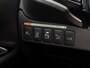 Mitsubishi Outlander 2.0 PHEV Deluxe 204Pk Automaat (SCHUIFDAK, NAVIGATIE, LEDER, 360 CAMERA, GETINT GLAS, STUUR/STOELVERWARMING, ADAPTIVE CRUISE, NIEUWE APK, NIEUWSTAAT)