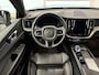Volvo XC60 Recharge T6 AWD Plus Dark | SoH 100% | PDC V+A en 360 camera | Keyless Entry - Start | Panoramadak | Lederen Sportstoelen | 21 inch LM | Extra Getint Glas |
