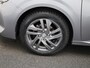 Peugeot 208 1.2 Active Pack | Apple Carplay / Android Auto | Cruise Control | Lichtmetalen Velgen | Automatische Verlichting |