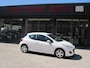 Peugeot 207 1.6 VTi Première zeer mooi en lux met trekhaak apk 17-12-2026