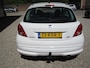 Peugeot 207 1.6 VTi Première zeer mooi en lux met trekhaak apk 17-12-2026