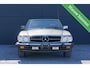 Mercedes-Benz SL 560 SL 1986 Roadster/Convertible USA Spec