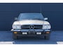 Mercedes-Benz SL 560 SL 1986 Roadster/Convertible USA Spec