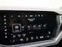 Volkswagen Touareg 3.0 TSi eHybrid 4MOTION R Origineel Nederlands | 1e Eigenaar | Luchtvering | Comfort Pakket | Multimedia Pakket | Trekhaak elektrisch inklapbaar incl. Trailer Assist' | Zijruiten van gelaagd veiligheidsglas; geluiddempend; achterruit en zijruiten achter getint | Servosluiting portieren