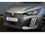 Peugeot 208 1.2 Hybrid 110 e-DCS6 Allure | Camera | Cruise | Carplay | Dodehoeksens. | DAB | Navi | Camera | Cruise | Carplay | Dodehoeksens. | DAB | Navi |