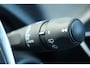 Peugeot 208 1.2 Hybrid 110 e-DCS6 Allure | Camera | Cruise | Carplay | Dodehoeksens. | DAB | Navi | Camera | Cruise | Carplay | Dodehoeksens. | DAB | Navi |
