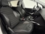 Peugeot 2008 1.2 VTi Allure Pack Premium Plus | Clima | Cruise | Trekhaak | Sfeer | Navi | Parkeersens.