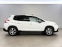 Peugeot 2008 1.2 VTi Allure Pack Premium Plus | Clima | Cruise | Trekhaak | Sfeer | Navi | Parkeersens.