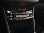 Peugeot 2008 1.2 VTi Allure Pack Premium Plus | Clima | Cruise | Trekhaak | Sfeer | Navi | Parkeersens.