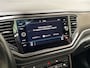 Volkswagen T-Roc 1.0 TSI Sport (PANORAMADAK, VIRTUAL COCKPIT, APPLE CARPLAY, GROOT NAVI, LED KOPLAMPEN, SPORTSTOELEN, ADAPTIVE CRUISE, PARKEERSENSOREN, NIEUWE APK, NIEUWSTAAT)