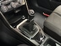 Volkswagen T-Roc 1.0 TSI Sport (PANORAMADAK, VIRTUAL COCKPIT, APPLE CARPLAY, GROOT NAVI, LED KOPLAMPEN, SPORTSTOELEN, ADAPTIVE CRUISE, PARKEERSENSOREN, NIEUWE APK, NIEUWSTAAT)