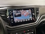 Volkswagen T-Roc 1.0 TSI Sport (PANORAMADAK, VIRTUAL COCKPIT, APPLE CARPLAY, GROOT NAVI, LED KOPLAMPEN, SPORTSTOELEN, ADAPTIVE CRUISE, PARKEERSENSOREN, NIEUWE APK, NIEUWSTAAT)