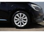 Renault Clio 1.0 TCe Intens Groot Navigatie 16 inch LMV Half Leder Sfeerverlichting Navigatie Achteruitrijcamera Carplay Clima Cruise Control