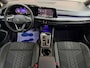 Volkswagen Golf 1.5 eTSI R-Line Business 2024 IQ-LIGHT PANO CAMERA