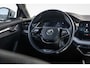 Skoda Octavia Combi 1.0 E-TSI Business Plus Digitaal dashboard | Trekhaak | Half ledere bekleding | Camera | Stoelverwarming\stuurverwarming | pdc