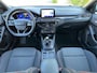 Ford Focus Wagon 1.0 EcoBoost Hybrid 155PK ST Line X Business + 17"/ Navi/ Clima/ Cruise/ CarPlay/ Winterpakket/ Camera/ Full-LED/ NL auto