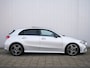 Mercedes-Benz A-klasse 180 Business Solution AMG Navi / DAB / Pano-dak / Apple Carplay / Camera