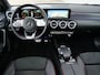 Mercedes-Benz A-klasse 180 Business Solution AMG Navi / DAB / Pano-dak / Apple Carplay / Camera