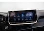 Peugeot 2008 1.2 PureTech 100 Allure | Camera Voor & Achter | Navigatie | All Season Banden | Climate Controle | Parkeersensoren | Apple Carplay & Android Auto |
