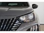 Peugeot 2008 1.2 PureTech 100 Allure | Camera Voor & Achter | Navigatie | All Season Banden | Climate Controle | Parkeersensoren | Apple Carplay & Android Auto |