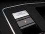 Volkswagen Golf 1.5 eTSI Aut. R-Line | Panoramadak | IQ Light | BlackStyle | Winterpakket | HeadUp Display | 18" Velgen |