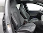 Volkswagen Golf 1.5 eTSI Aut. R-Line | Panoramadak | IQ Light | BlackStyle | Winterpakket | HeadUp Display | 18" Velgen |