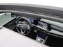 Volkswagen Golf 1.5 eTSI Aut. R-Line | Panoramadak | IQ Light | BlackStyle | Winterpakket | HeadUp Display | 18" Velgen |