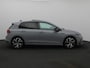 Volkswagen Golf 1.5 eTSI Aut. R-Line | Panoramadak | IQ Light | BlackStyle | Winterpakket | HeadUp Display | 18" Velgen |