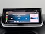Peugeot 2008 1.2 PureTech 102PK Allure 6-bak | Halfleder | PDC | Apple Carplay/Android Auto | Cruise Control | Bluetooth | Rijstrook Correctie | Airco | Sensoren Rondom | Pianolak Interieur | Wi-Fi | LED | 17" LMV