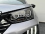 Peugeot 2008 1.2 PureTech 102PK Allure 6-bak | Halfleder | PDC | Apple Carplay/Android Auto | Cruise Control | Bluetooth | Rijstrook Correctie | Airco | Sensoren Rondom | Pianolak Interieur | Wi-Fi | LED | 17" LMV