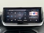 Peugeot 2008 1.2 PureTech 102PK Allure 6-bak | Halfleder | PDC | Apple Carplay/Android Auto | Cruise Control | Bluetooth | Rijstrook Correctie | Airco | Sensoren Rondom | Pianolak Interieur | Wi-Fi | LED | 17" LMV