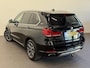 BMW X5 xDrive40e iPerformance High Executive Panoramadak Trekhaak Navigatie Apple Carplay Android Auto 360 camera Adaptive Cruise Control Stoelverwarming voor en achter Head-up-display Harman Kardon Dodehoek detectie Leder Climate Control parkeersensoren