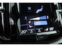 Volvo XC60 2.0 Recharge T6 AWD R-Design | Pano| H&K Audio | Blis | ACC | 360 Camera | Head up | stoel 4 & stuur verw. |