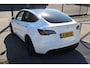 Tesla Model Y RWD 58 kWh Enhanced Autopilot/1ste Eigenaar/Nederlandse auto/Stoelverwarming voor+Achter/Lederen bekleding/Achteruitrijcamera/Parkeersensoren rondom