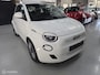 Fiat 500e Icon 42 kWh 8800km/Cruise/Clima/Camera/PDC/Keyless