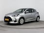 Toyota Yaris 1.5 Hybrid 115 Comfort | Achteruitrij camera | Apple Carplay/Android Auto | Adaptive cruise | DAB radio |