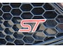 Ford Fiesta 1.6 ST2 Achteruitrijcamera/Stoelverwarming/Automatische airco/Recaro sportstoelen/Licht metalen velgen/Bluetooth