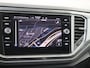 Volkswagen T-Roc 1.5 TSI Sport | Adaptieve cruise control | Dodehoek detectie | Keyless | Achteruitrijcamera  | Navigatie | Digital cockpit Pro | Elektrische achterklep |