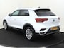 Volkswagen T-Roc 1.5 TSI Sport | Adaptieve cruise control | Dodehoek detectie | Keyless | Achteruitrijcamera  | Navigatie | Digital cockpit Pro | Elektrische achterklep |