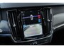 Volvo V90 2.0 T8 Plug-in Hybrid AWD Ultimate Dark | Luchtvering | Bowers Wilkins Audio | 360 Graden Camera | Panoramadak | Head-up Display | Sportstoelen | Elektrische Achterklep | Navigatie | Apple Carplay | Android Auto | Cruise Control Adaptief