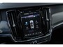 Volvo V90 2.0 T8 Plug-in Hybrid AWD Ultimate Dark | Luchtvering | Bowers Wilkins Audio | 360 Graden Camera | Panoramadak | Head-up Display | Sportstoelen | Elektrische Achterklep | Navigatie | Apple Carplay | Android Auto | Cruise Control Adaptief