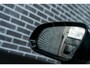 Volvo V90 2.0 T8 Plug-in Hybrid AWD Ultimate Dark | Luchtvering | Bowers Wilkins Audio | 360 Graden Camera | Panoramadak | Head-up Display | Sportstoelen | Elektrische Achterklep | Navigatie | Apple Carplay | Android Auto | Cruise Control Adaptief