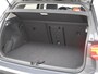 Volkswagen Golf 1.5 eHybrid Life Edition 204Pk DSG/AUTO | Panorama-dak | Achteruitrijcamera | Cruise control adaptief | Apple carplay android auto | Keyless entry/start | Parkeersensoren voor/achter | LED | DAB | 18"LMV