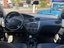 Ford Focus 1.6-16V Ghia | 5drs | airco inruilkoopje | VASTEPRIJS !!! MINDER BIEDEN IS NIET MEER KOPEN !