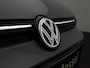 Volkswagen Golf 2.0 TSI GTI Clubsport 301 PK| Panoramadak | 19 Inch Velgen | LED Matrix | 3D Ledachterlichten | Black Style | Head-Up-Display | Achteruitrijcamera | Navigatie