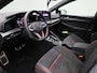 Volkswagen Golf 2.0 TSI GTI Clubsport 301 PK| Panoramadak | 19 Inch Velgen | LED Matrix | 3D Ledachterlichten | Black Style | Head-Up-Display | Achteruitrijcamera | Navigatie