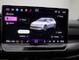 Volkswagen Golf 2.0 TSI GTI Clubsport 301 PK| Panoramadak | 19 Inch Velgen | LED Matrix | 3D Ledachterlichten | Black Style | Head-Up-Display | Achteruitrijcamera | Navigatie