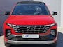 Hyundai Tucson 1.6 T-GDI PHEV N Line Sky 4WD / Panoramadak / Dealer Onderhouden / Elektr. Stoel + Memory / Stoel Ventilatie / Stoelverwarming / Stuurwiel Verwarming / AppleCarplay & Android Auto / Keyless / Achterbank Verwarming /